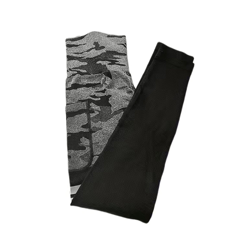 TWO PIECES SPORT SUIT