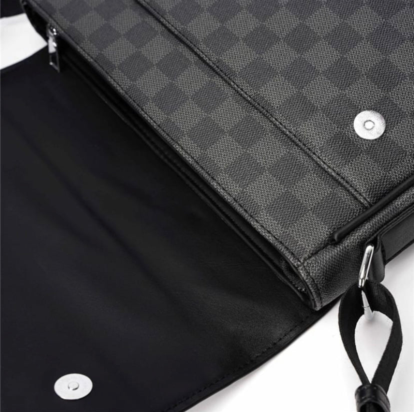 MESSENGER BAG Mo.LUX-MB01