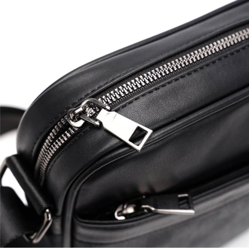 SHOULDER MESSENGER BAG Mo.LUX-MB2
